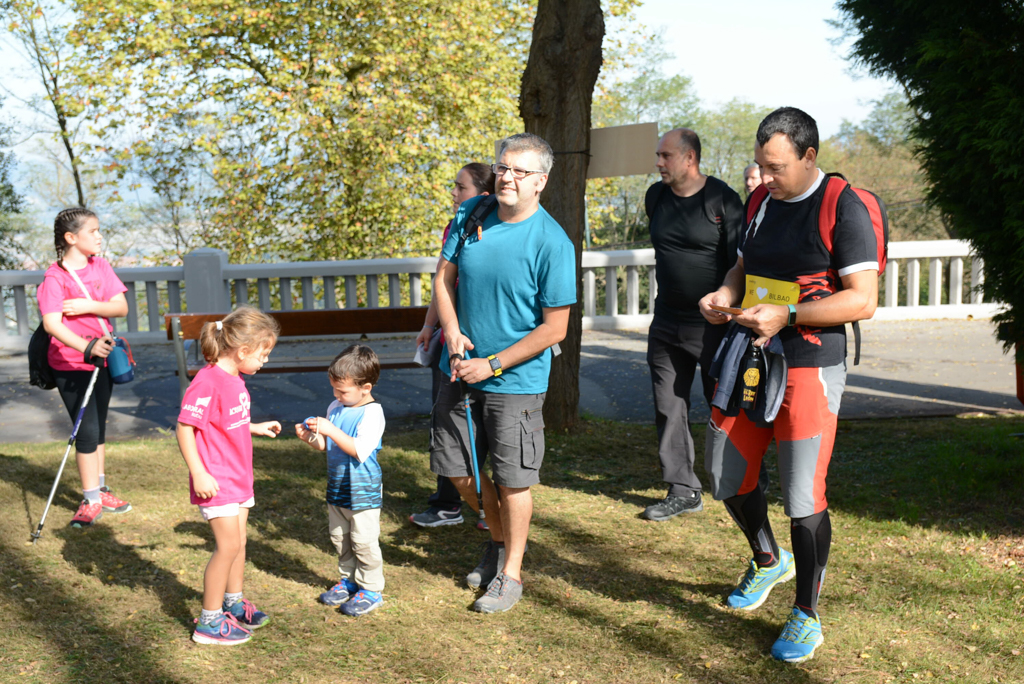 Foto 933 de la avituallamiento - Subida a Artxanda 2018